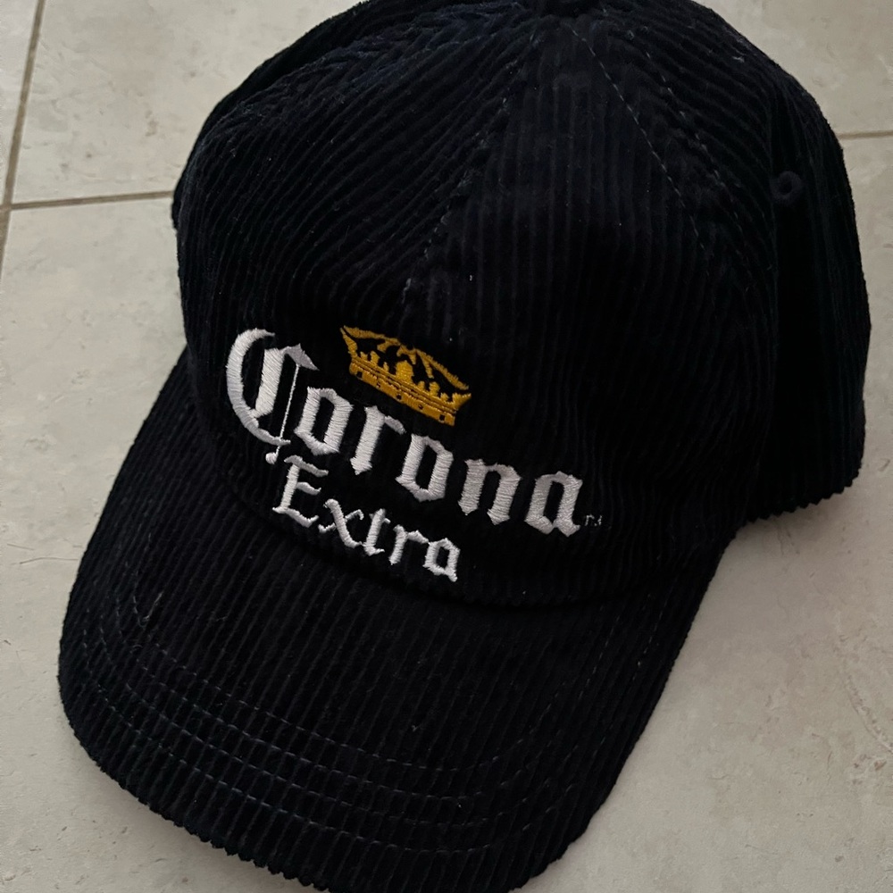 BNWT Corona Corduroy Cap